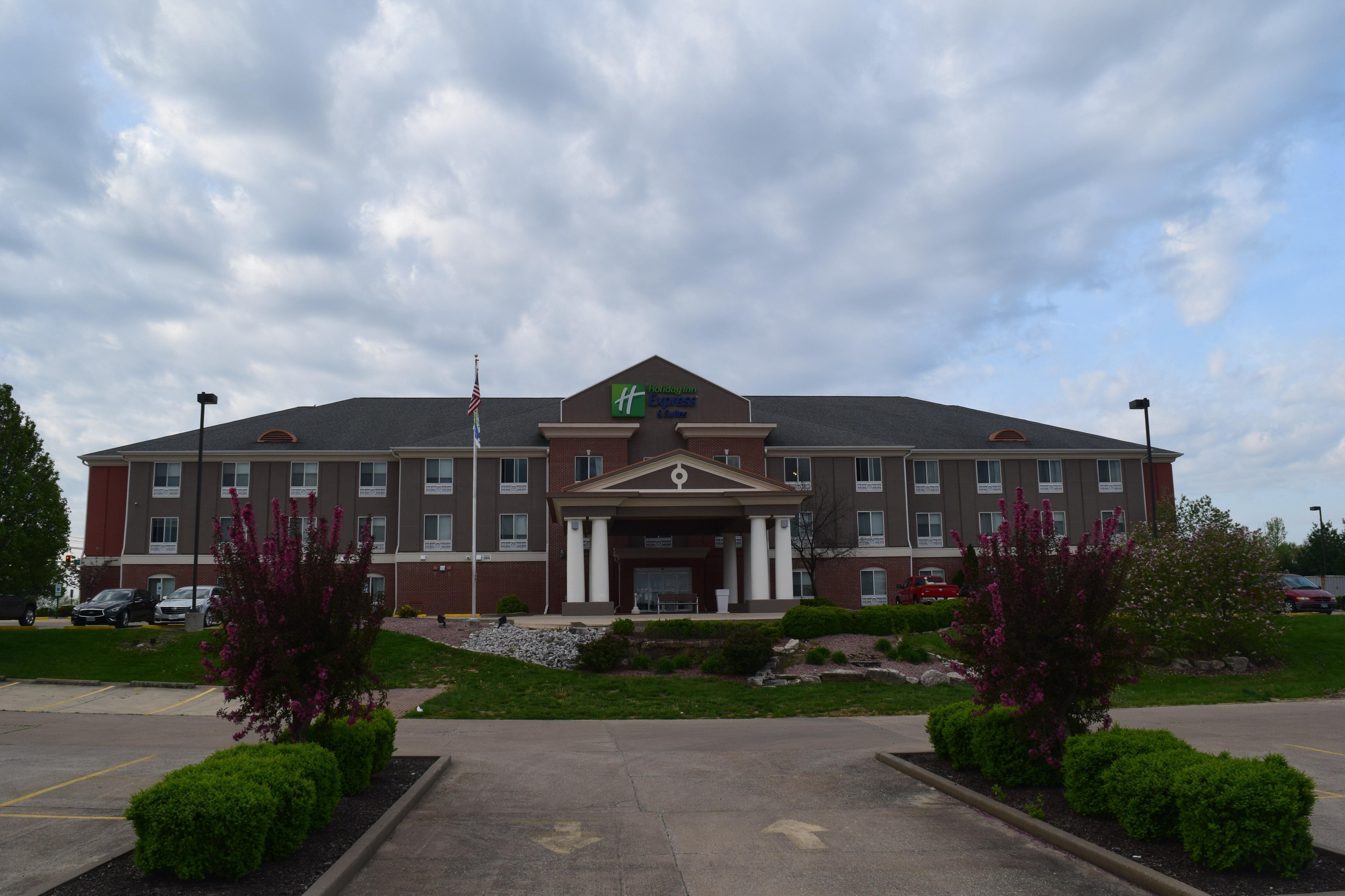 Holiday Inn Express & Suites Sparta Extérieur photo